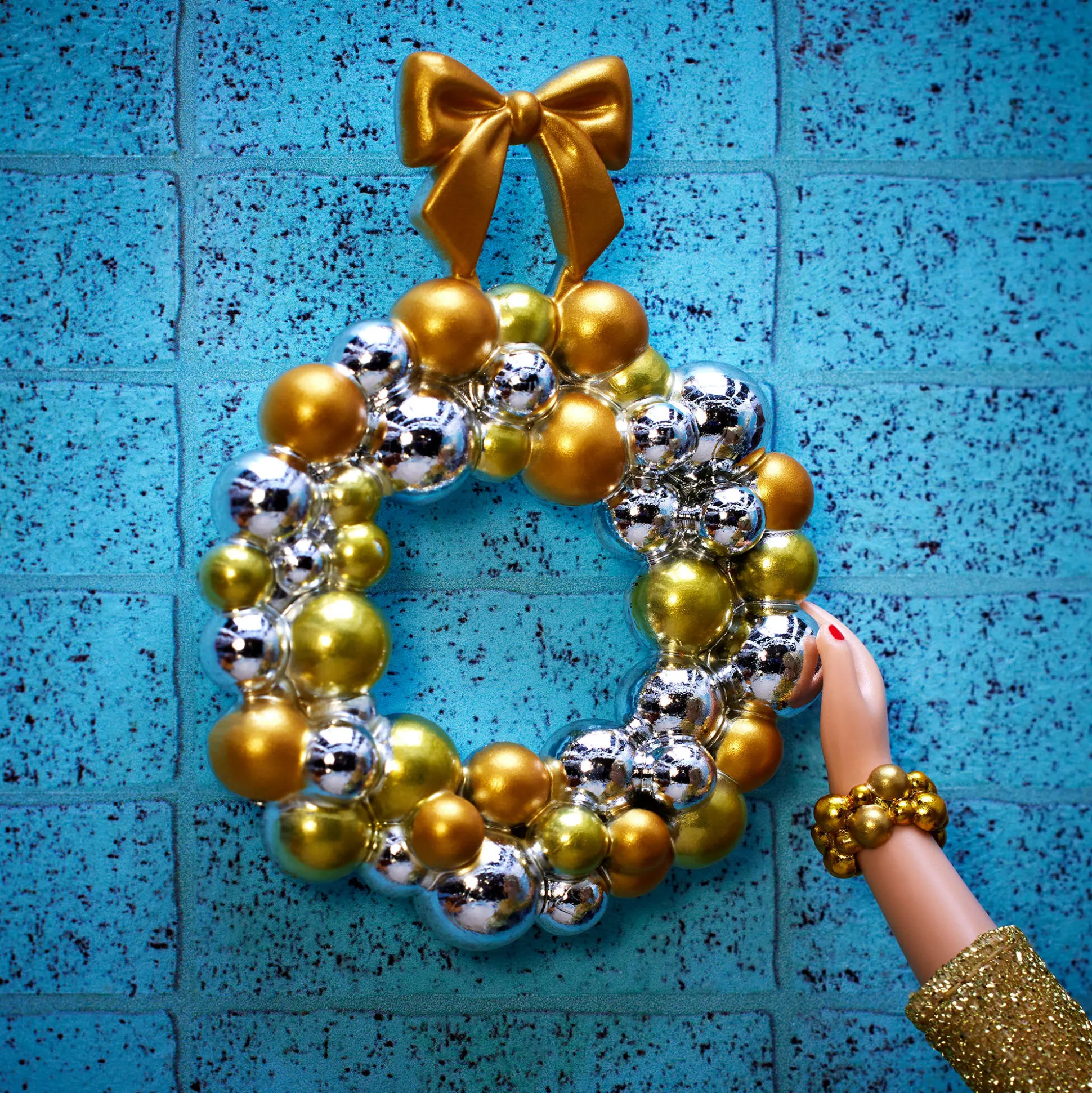 12 Days of Christmas Barbie Doll and Accessories