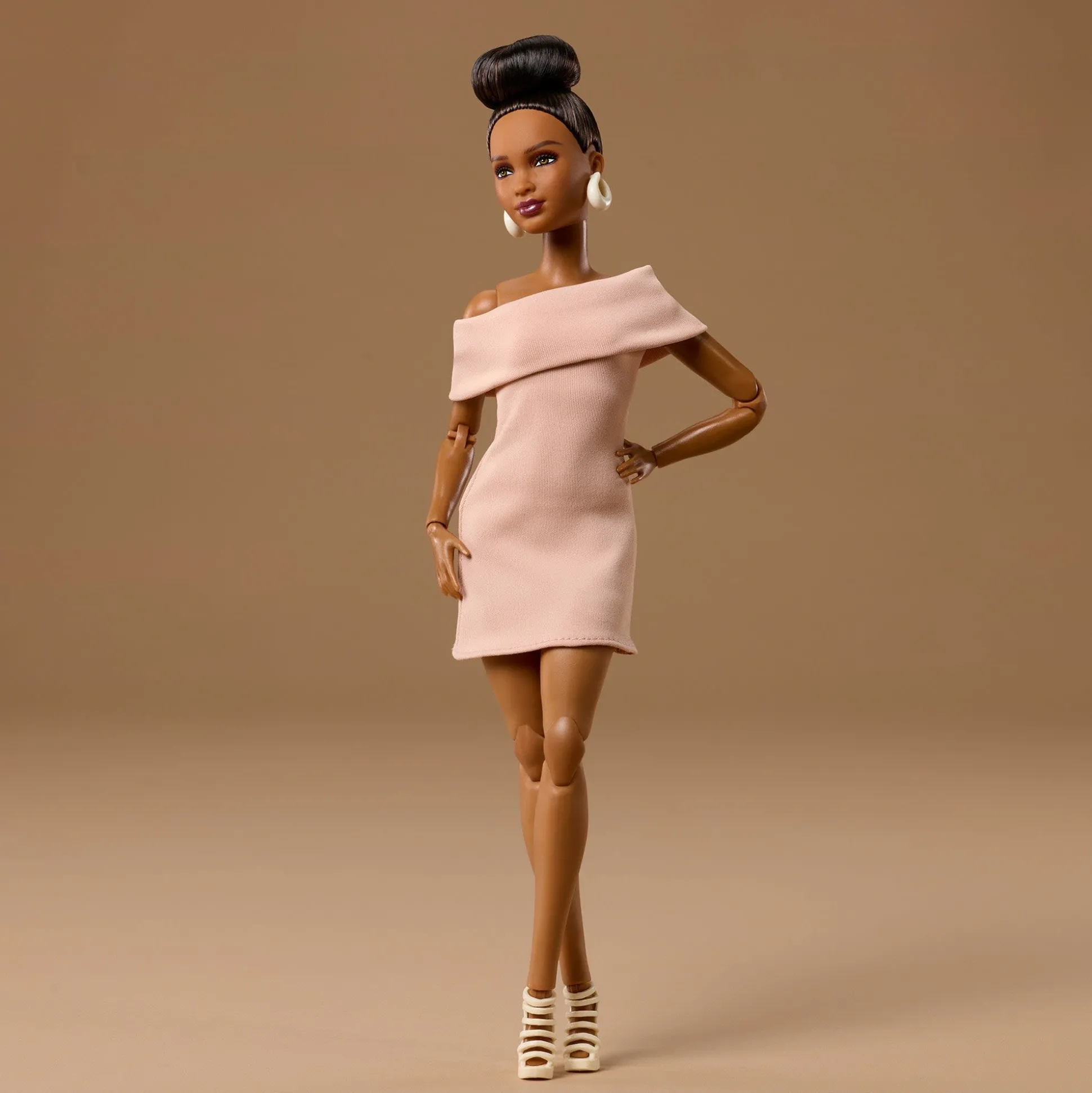 Barbie Basics 2026 Neutrals Series, Model 08