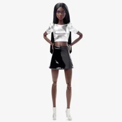 Barbie Signature Barbie Looks Doll (Tall, Dark Brown)