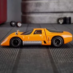 Hot Wheels Elite 64 McLaren M6GT