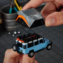 Hot Wheels Elite 64 Mod Shop 1982 Custom Toyota Land Cruiser FJ45 Troopy
