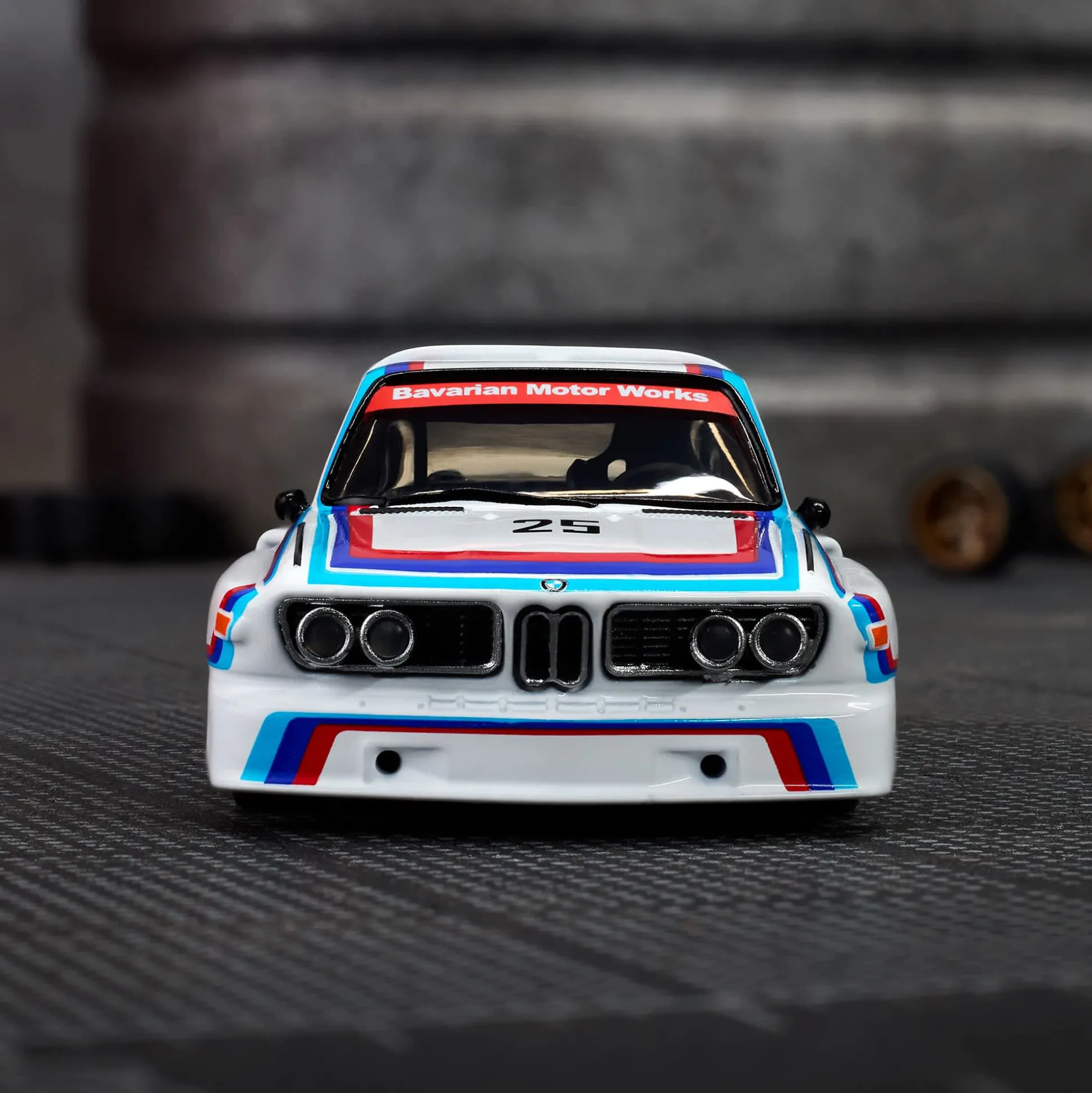 Hot Wheels Elite 64 1975 BMW 3.0 CSL Race