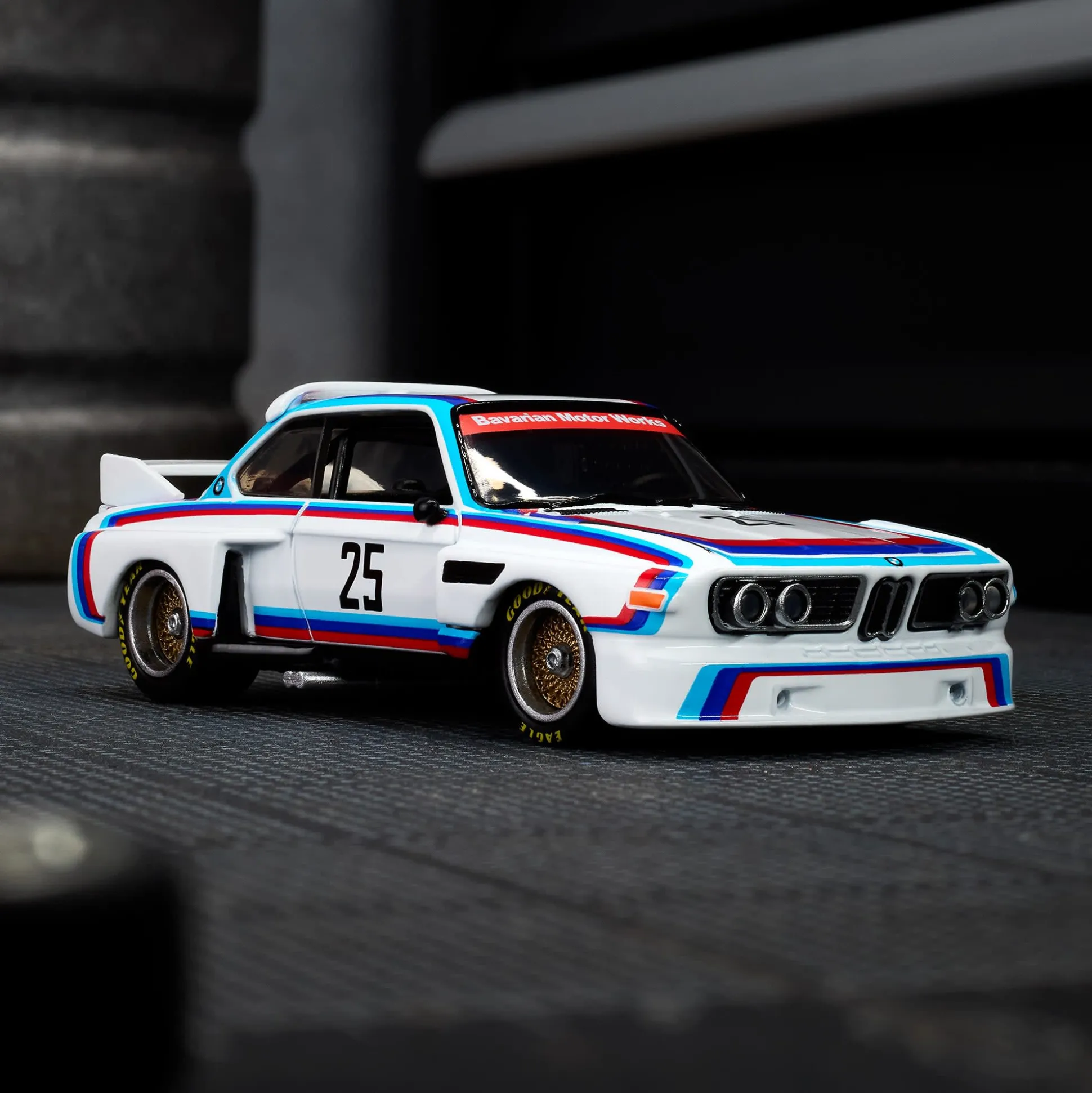 Hot Wheels Elite 64 1975 BMW 3.0 CSL Race