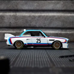 Hot Wheels Elite 64 1975 BMW 3.0 CSL Race