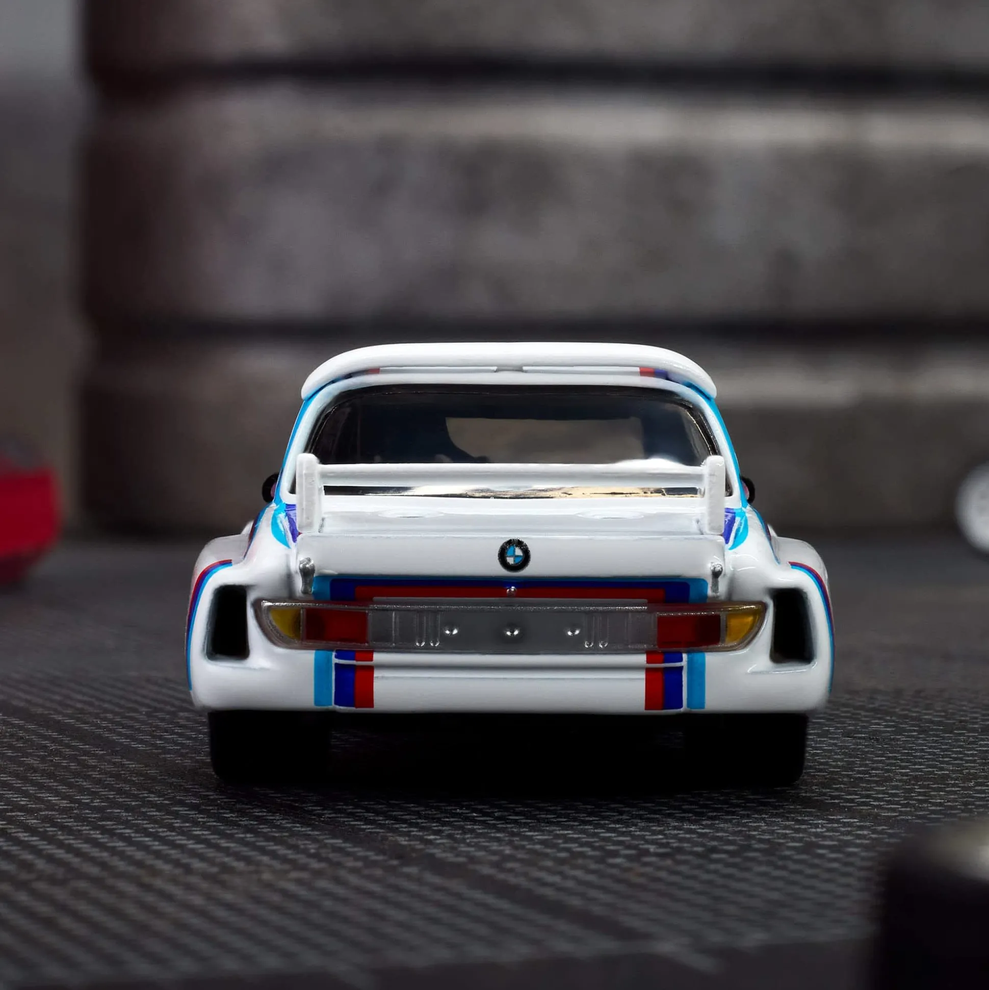 Hot Wheels Elite 64 1975 BMW 3.0 CSL Race