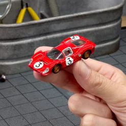 Hot Wheels Elite 64 1967 Ferrari 330 P4