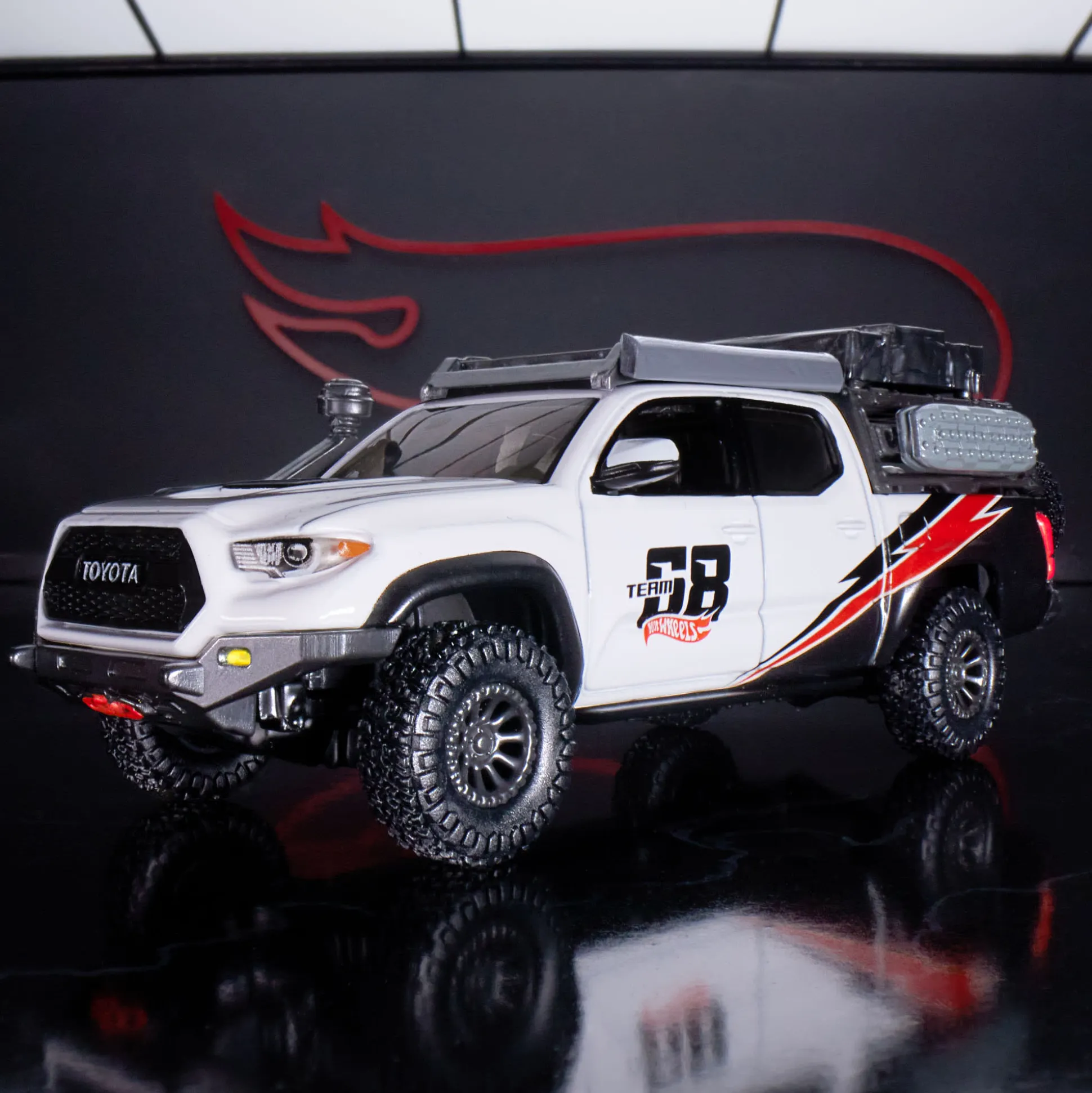 Hot Wheels Elite 64 Mod Shop '17 Toyota Tacoma