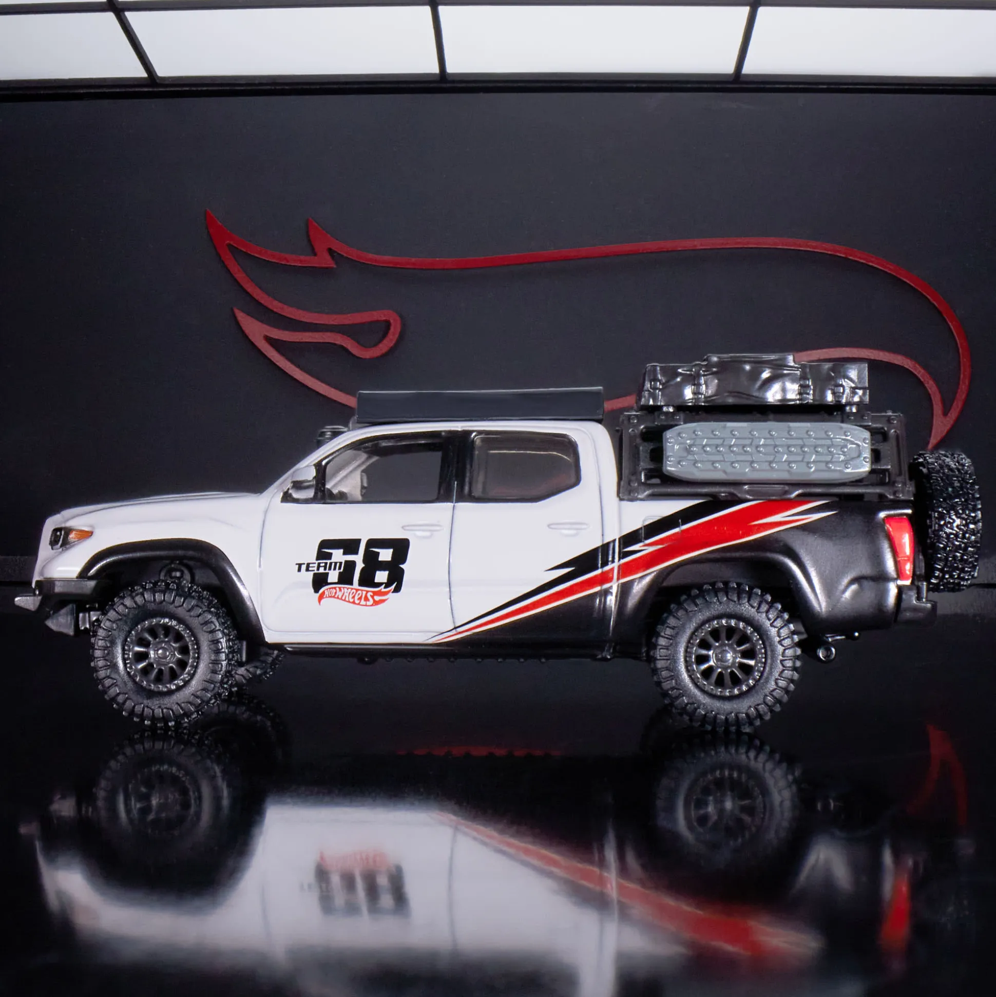 Hot Wheels Elite 64 Mod Shop '17 Toyota Tacoma