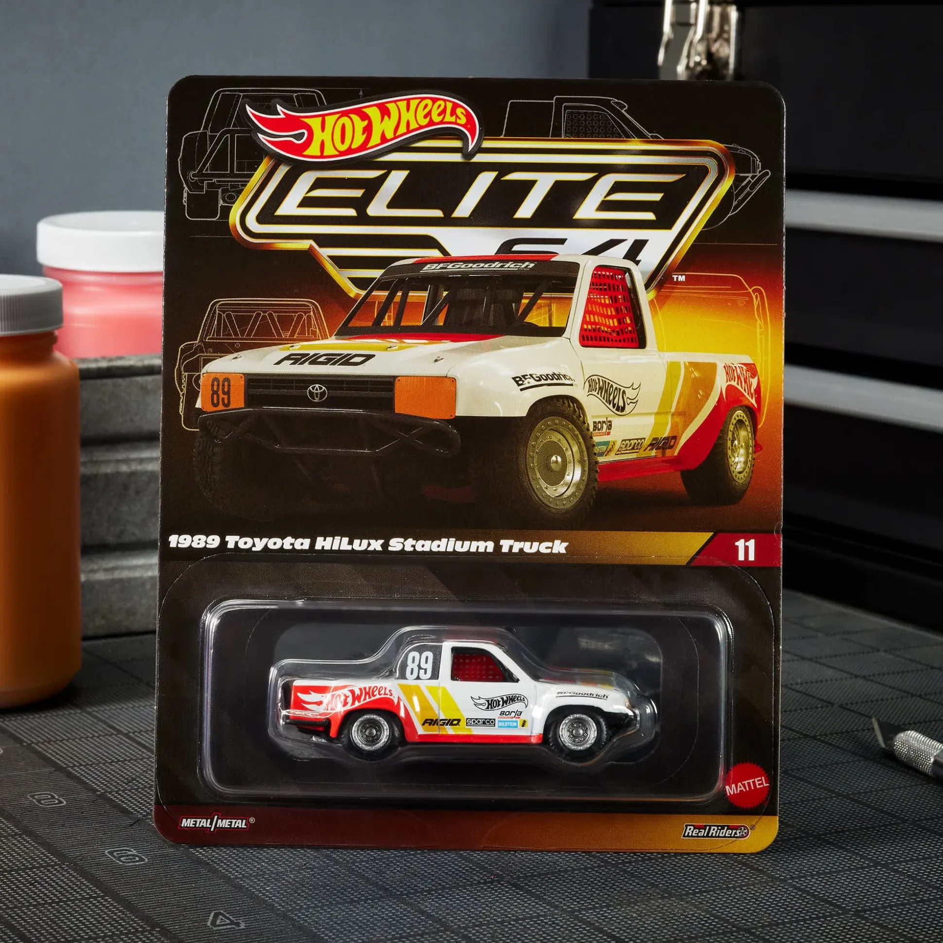 Hot Wheels Elite 64 1989 Toyota HiLux Stadium Truck
