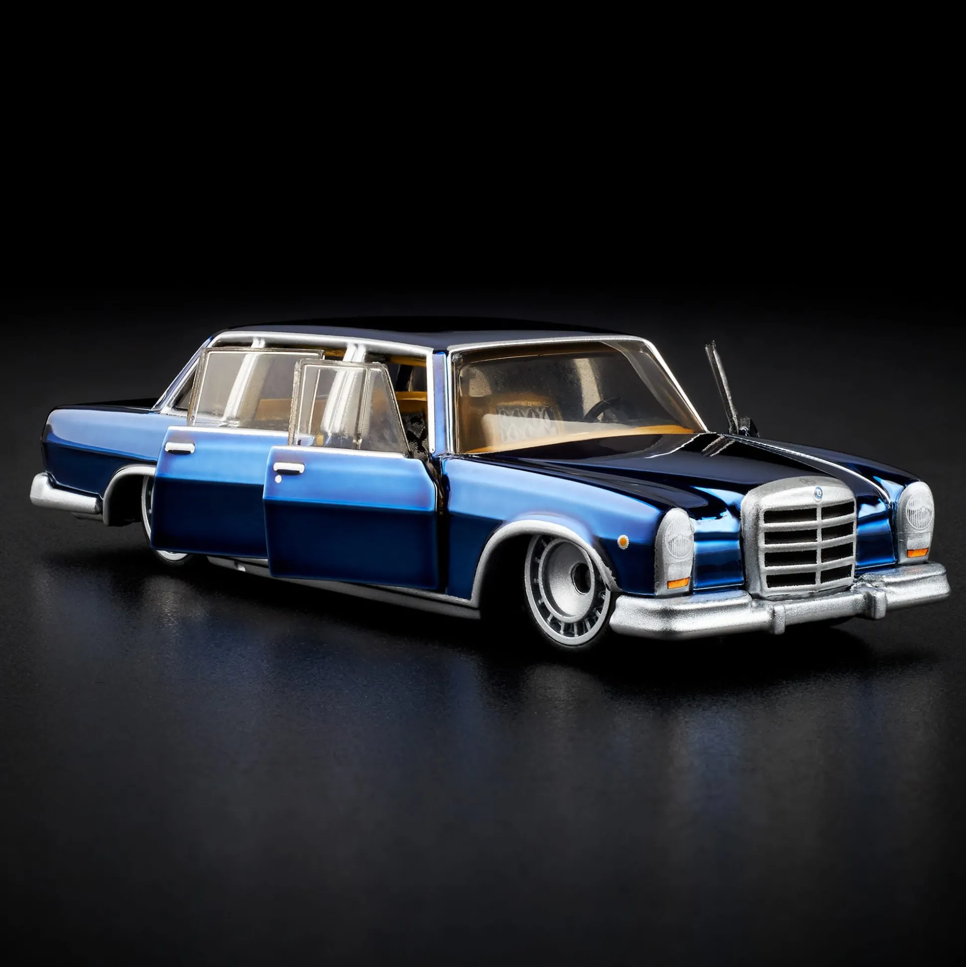 Hot Wheels RLC Exclusive 1964 Mercedes-Benz 600