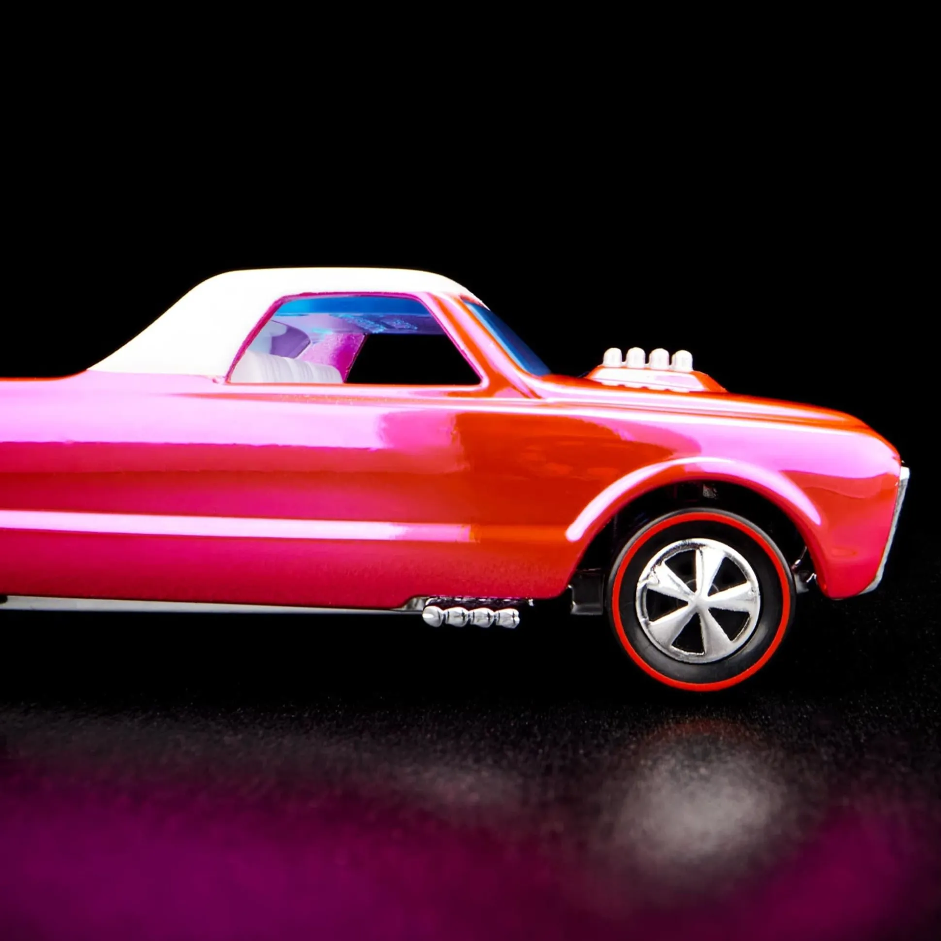 Hot Wheels RLC EXCLUSIVE 2022 PINK EDITIONS CUSTOM FLEETSIDE™