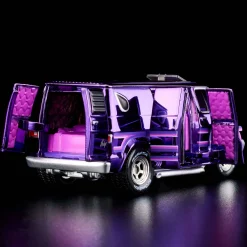 Hot Wheels RLC Exclusive ‘70s Dodge Tradesman Van