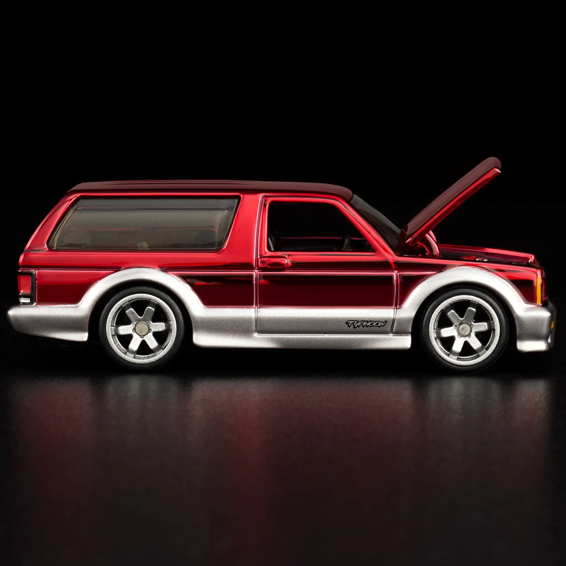 Hot Wheels RLC 1992 GMC Typhoon