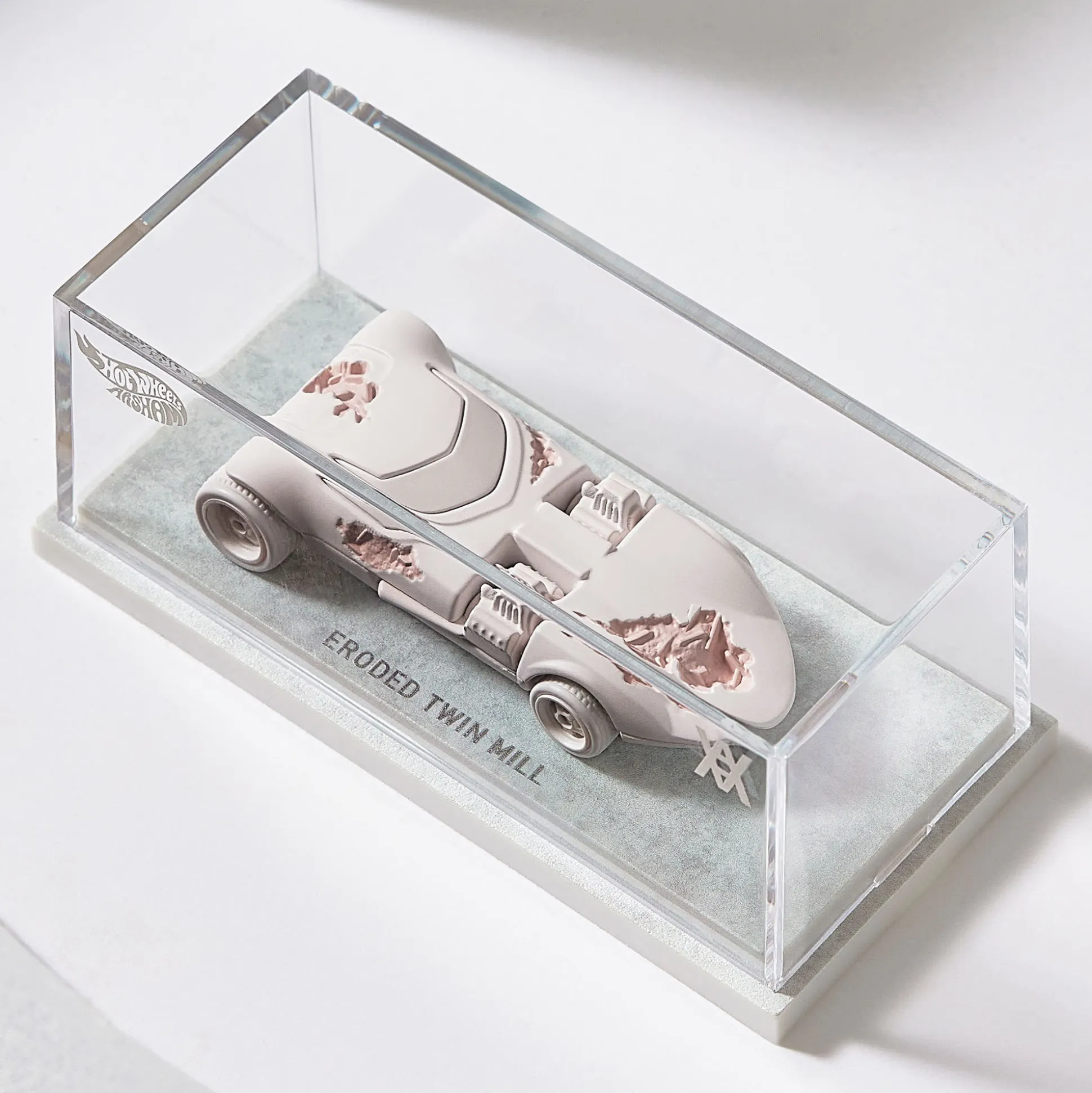 Hot Wheels x Daniel Arsham Complete Car and Rally Case Set