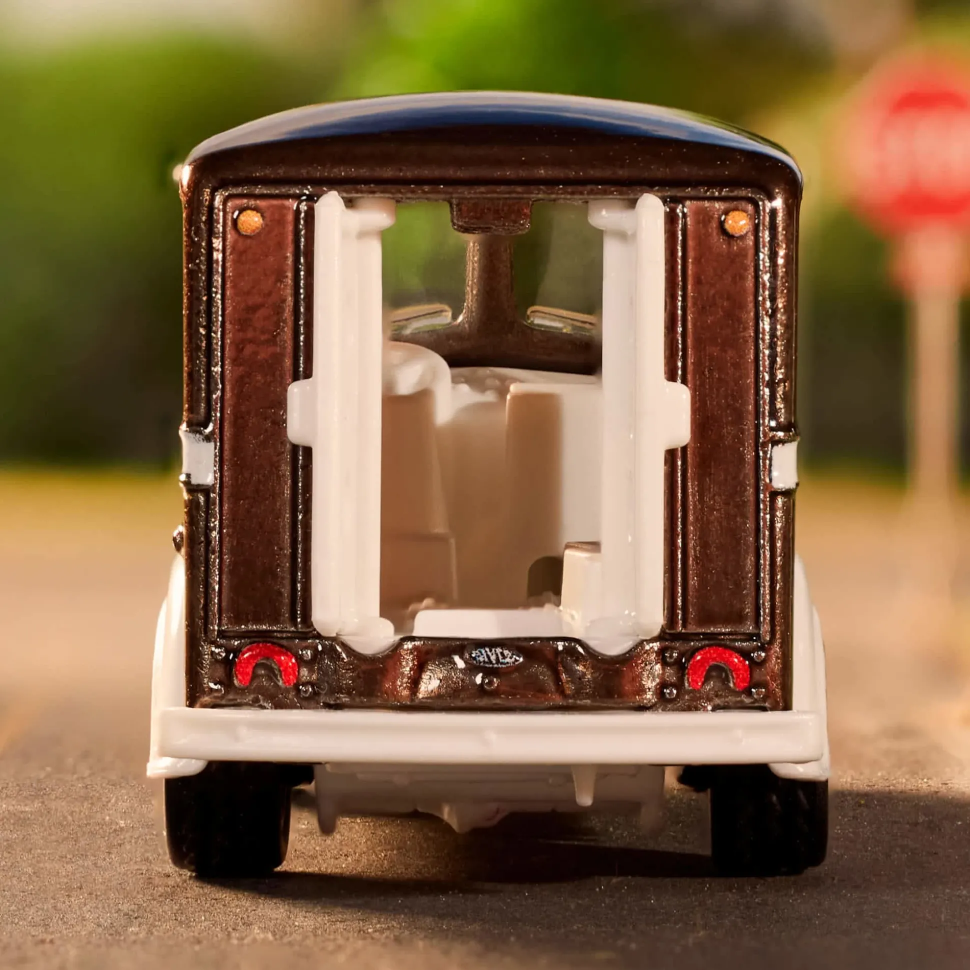 Matchbox Tootsie Roll Divco Milk Truck