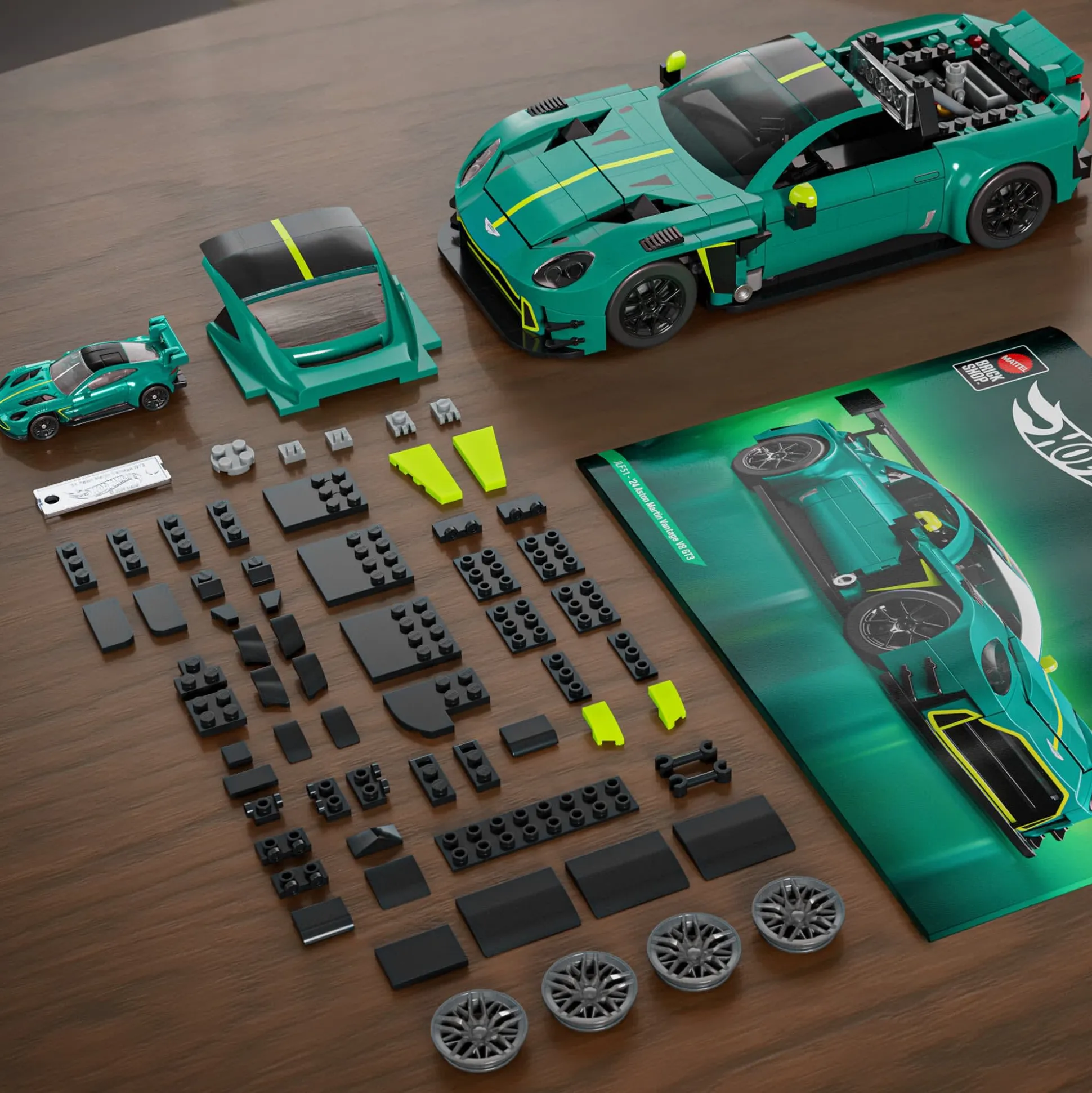 Mattel Brick Shop Hot Wheels ’24 Aston Martin Vantage GT3 Building Set