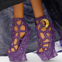 Monster High Howliday Winter Edition Clawdeen Wolf Doll