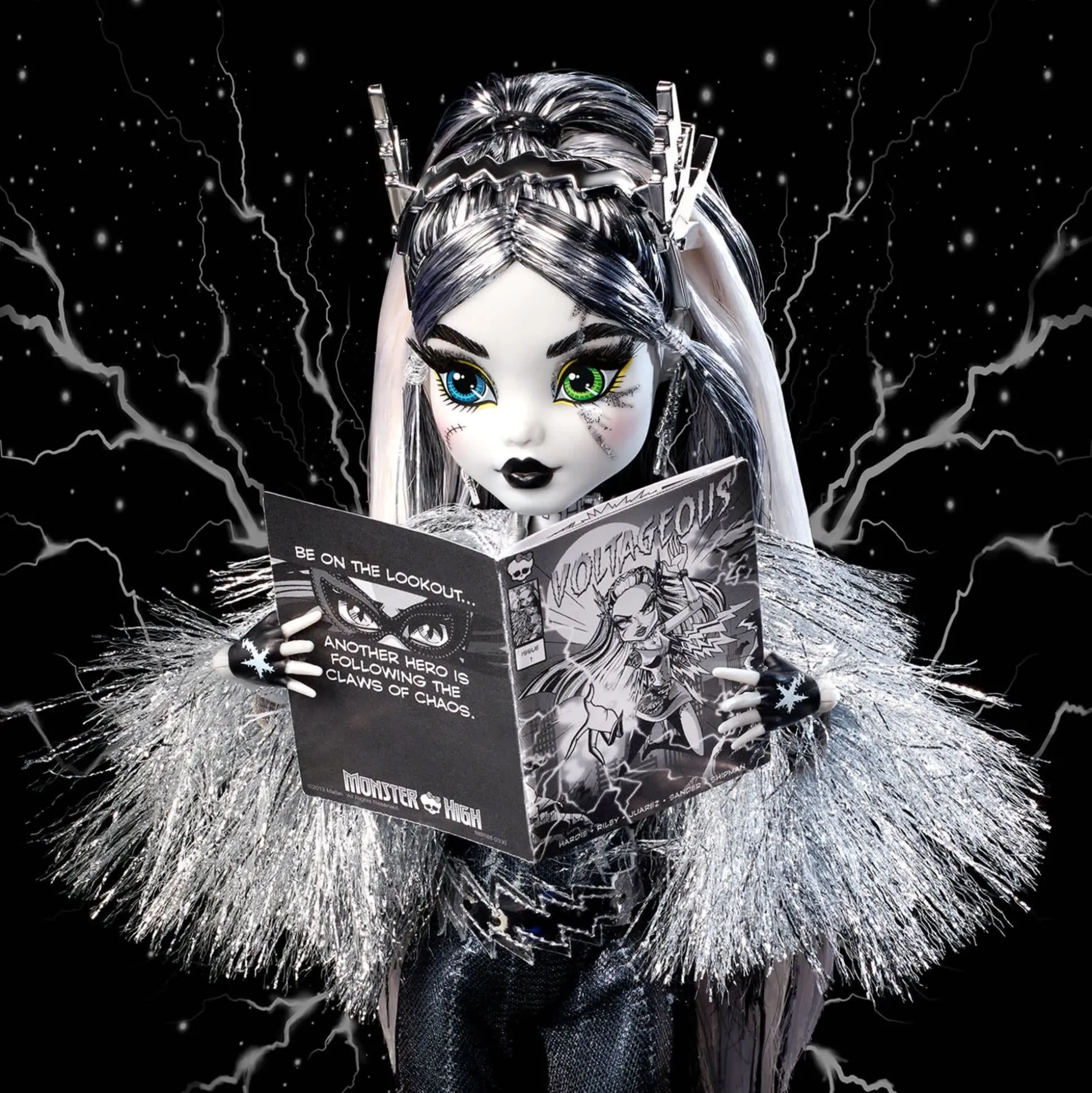 Monster High Voltageous Frankie Stein Reproduction Doll