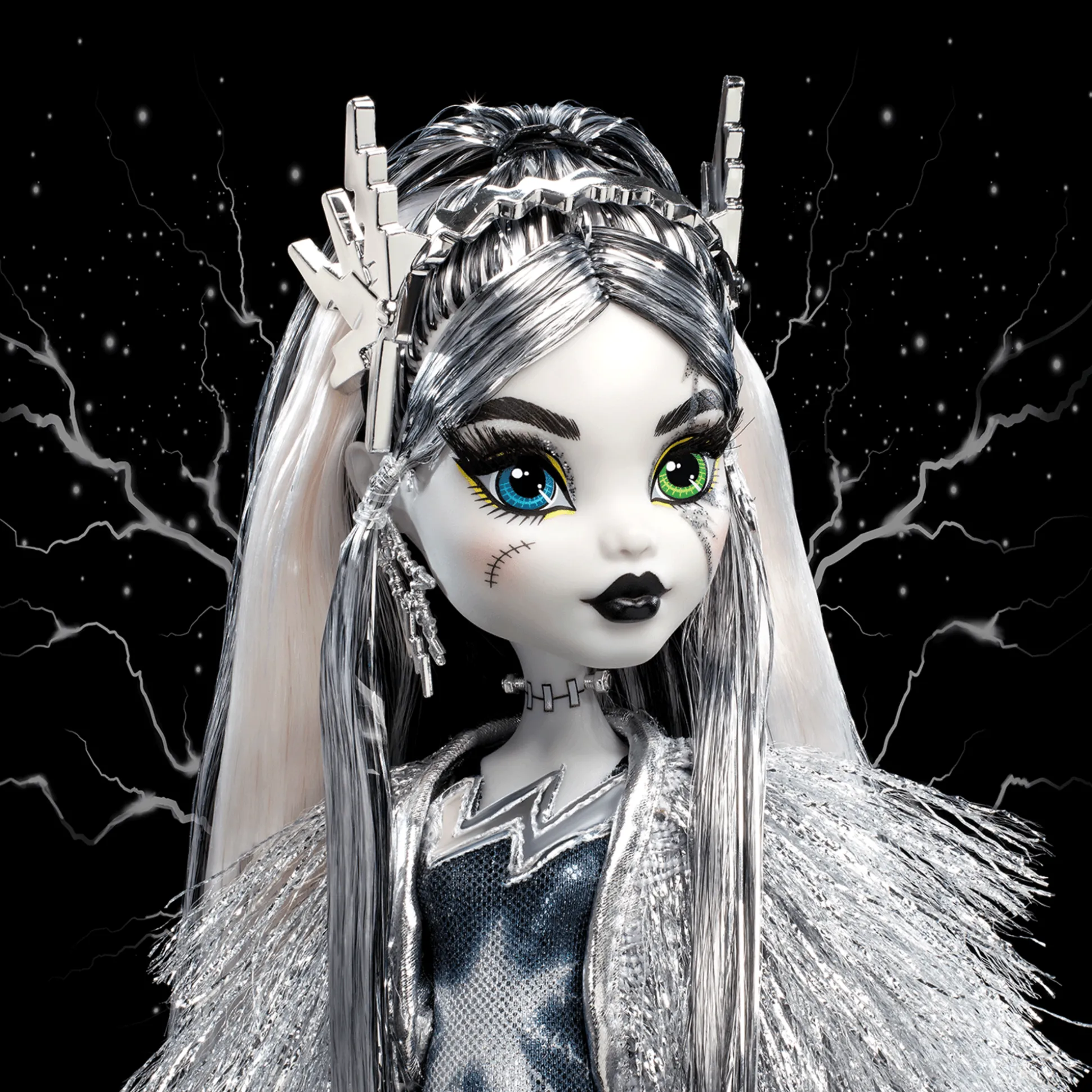 Monster High Voltageous Frankie Stein Reproduction Doll